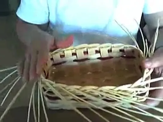 Basket Weaving Video 26a - Mini Muffin Basket - Step 1 with Braided Rim