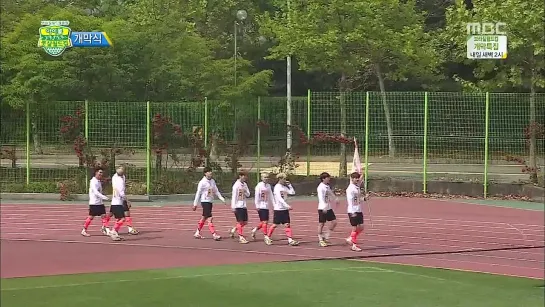 140612 Idol Futsal (Luhan and Xiumin)