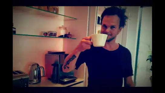 Lauri and a coffee machine