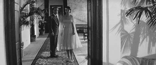 В прошлом году в мариенбаде / l’annee derniere а marienbad