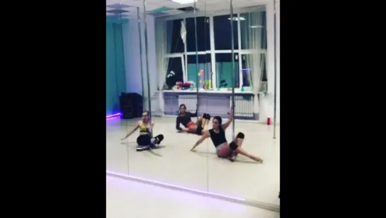 Dasha Pona Pole Dance Room