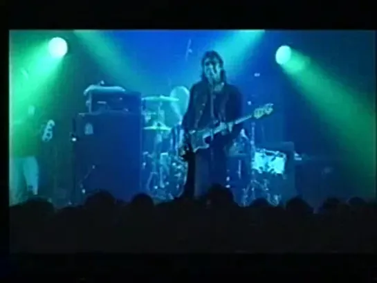 The Chameleons A PERSON ISN`T SAFE Live2000