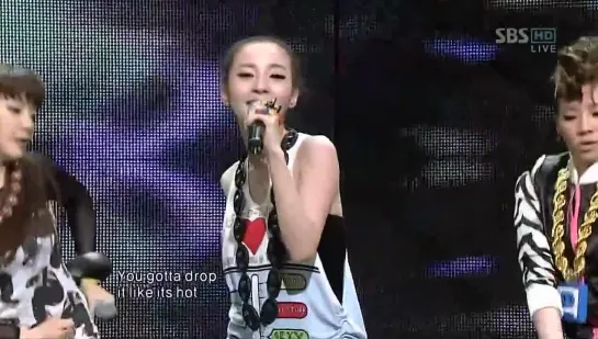 2NE1 - Fire! (LIVE)