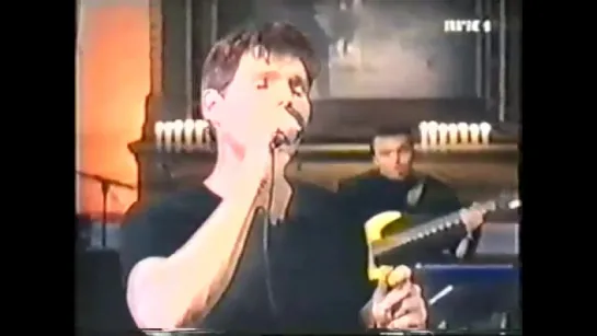 All Of You Concerned, Live on Halleluja! in 1999