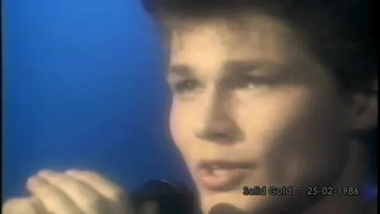 a-ha live - Hunting High  Low (HD) - Solid Gold - USA - 25-02-1986   Live Overdub