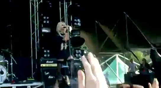 The Pretty Reckless - Zombie (Tuborg Greenfest)