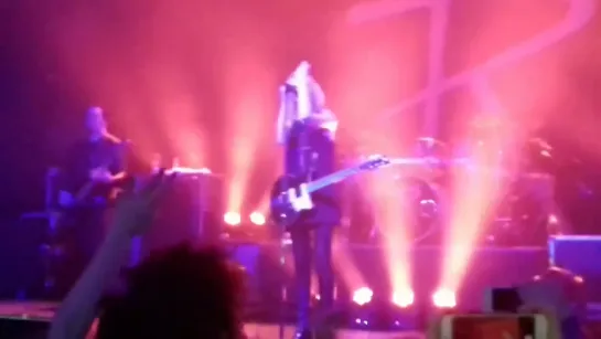 The Pretty Reckless - Take Me Down (O2 ABC)