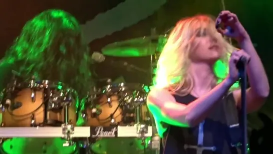 The Pretty Reckless - Take Me Down (Rock City)