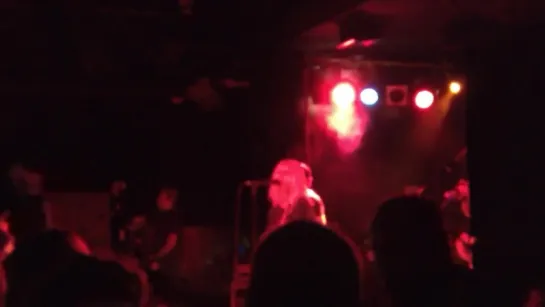 The Pretty Reckless - Take Me Down (Scala)