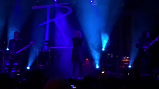 The Pretty Reckless - Follow Me Down (Revolution Live)