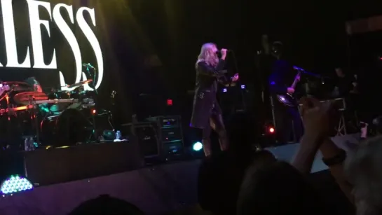 The Pretty Reckless - Follow Me Down (Gas Monkey Live!)