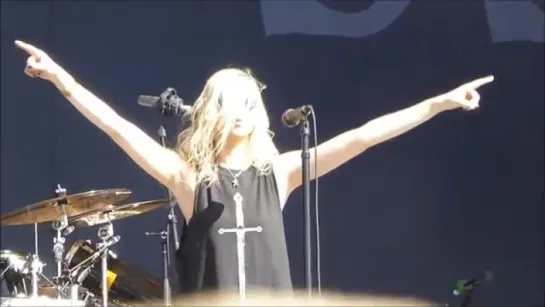 The Pretty Reckless at Voodoo Festival