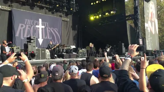 The Pretty Reckless - Heaven Knows (Aftershock Festival)