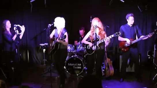 Day Tripper - MonaLisa Twins (The Beatles Cover)