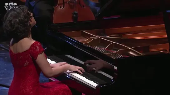 Khatia Buniatishvili plays Piano Concerto No. 2 by S. Rachmaninov