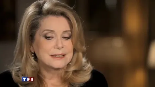 Sept à huit : Catherine Deneuve se confie sur TF1