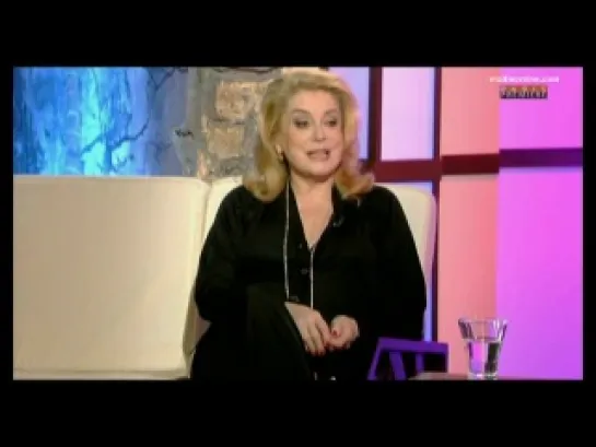 Catherine Deneuve et Pierre Lescure évoquent la participation d'Elodie dans "Potiche"