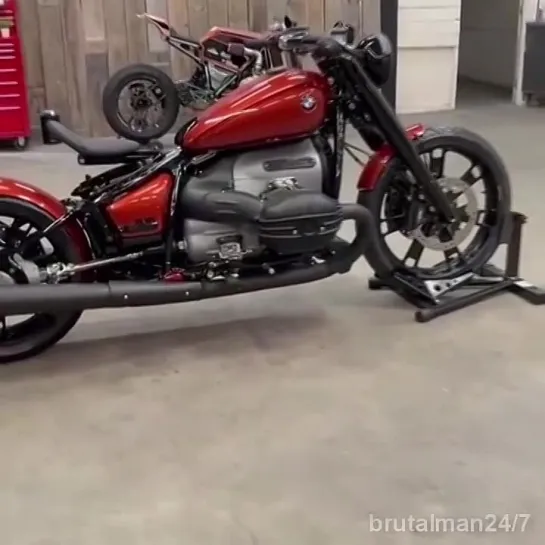 Bobber R18