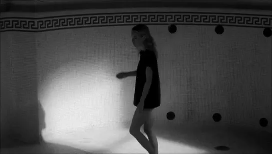 Dior Homme EXTRA: The Secret Scenes Empty Pool