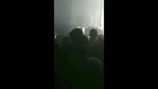 Fan Video - Robert Pattinson at FKATwigs Brooklyn Show 17.05.15