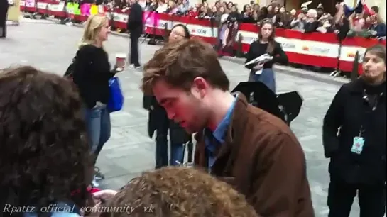 Роб прибывает на The Today Show. Фан-видео. 10.11.2011.