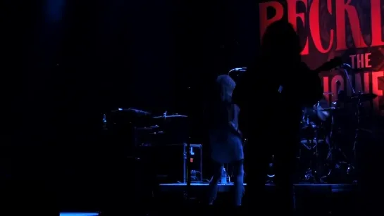 The Pretty Reckless - Make Me Wanna Die (Newport Music Hall)