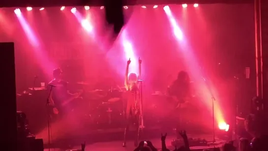 The Pretty Reckless - Heaven Knows (St. Andrew's Hall)