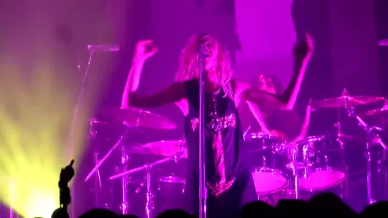 The Pretty Reckless - Sweet Things (Hampton Beach Casino Ballroom)