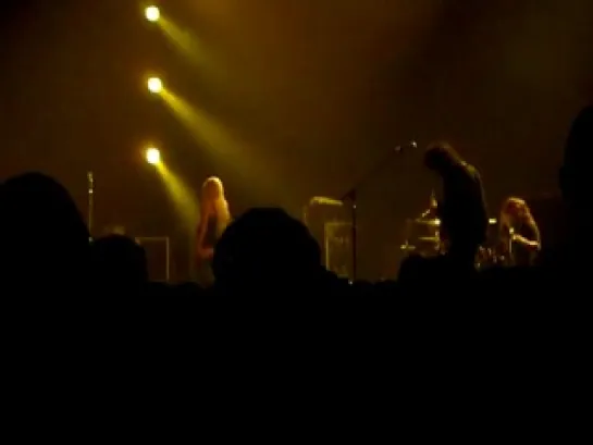 The Pretty Reckless - Seven Nation Army (The White Stripes cover) (Susquehanna Bank Center)