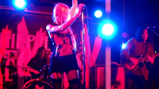 The Pretty Reckless - Seven Nation Army  (The White Stripes cover) (Ritual Nightclub)