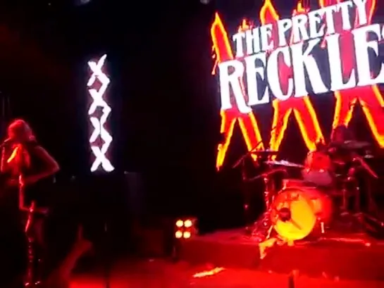 The Pretty Reckless - Just Tonight (MAO Livehouse)