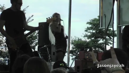 The Pretty Reckless - Factory Girl (Lollapalooza)