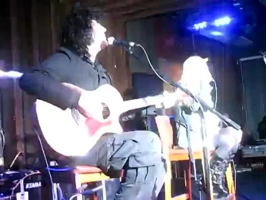 The Pretty Reckless - Just Tonight (Acoustic Live at Hard Rock Cafe)