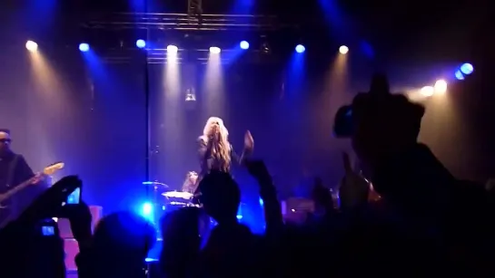 The Pretty Reckless - Light Me Up (Lille, France)