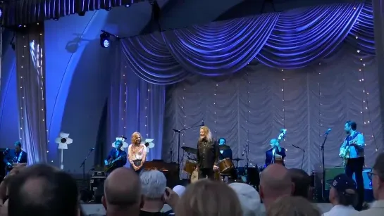 Robert Plant ft. Alison Krauss - ''The Battle of Evermore'' - Live in Toledo - 2024