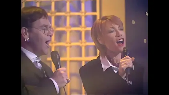 ELTON JOHN &  KIKI DEE -True Love -TOTP, (11_11_1993)