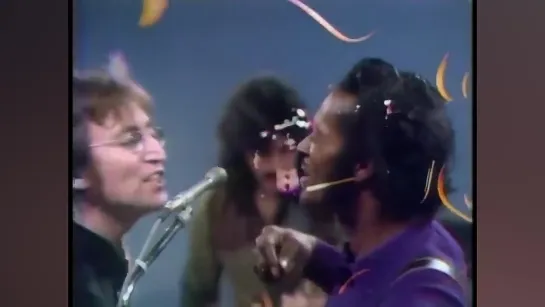 John Lennon  & Chuck Berry _Memphis, Tennessee + Johnny B.Good  (1972)