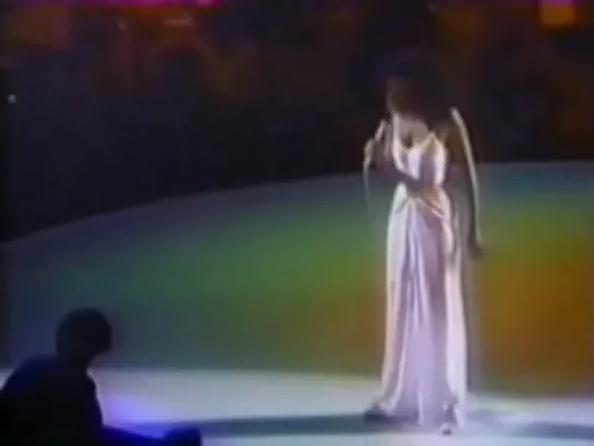 Diana Ross & Michael Jackson - Upside Down (Live in LA 1981)