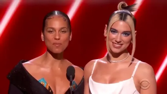 Dua Lipa & Alicia Keys at the Grammy 2020