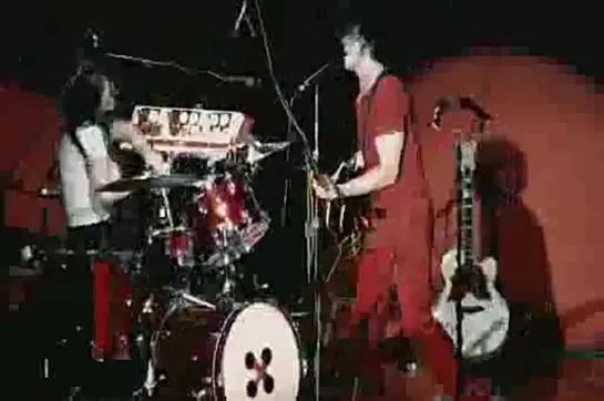 The White Stripes - Under Great White Northern Lights (Emmett Malloy) 2010