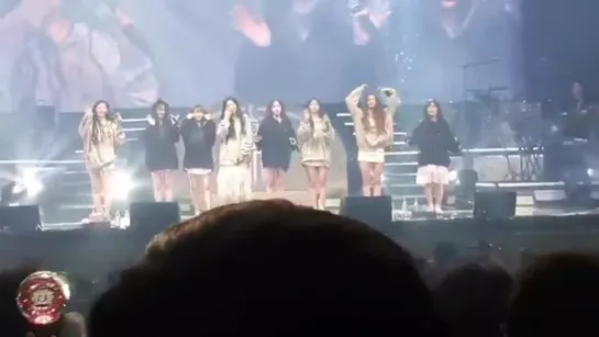 Lovelyz in Winterland 3"