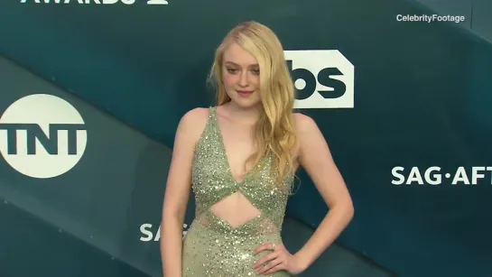 Dakota Fanning sparkles at the 26th Annual SAG Awards red carpet