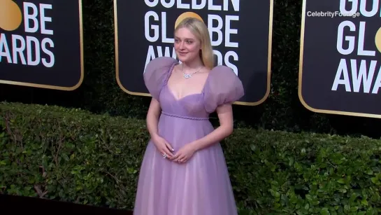 Dakota Fanning is a vision in lilac at the Golden Globes in LA