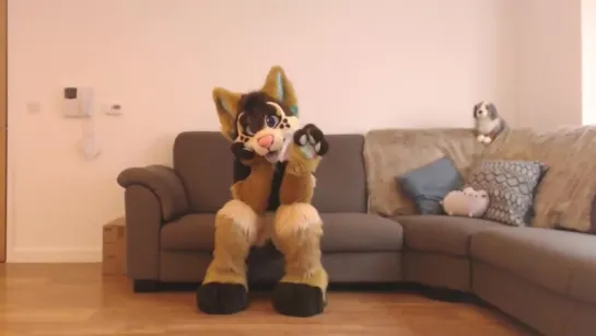 Crush - Freestyle Fursuit Dance