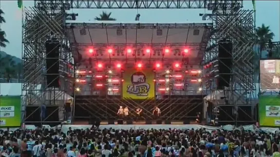 BEAST - Shadow & Beautiful Night @ Live on MTV Zushi Fes 11.09.2013