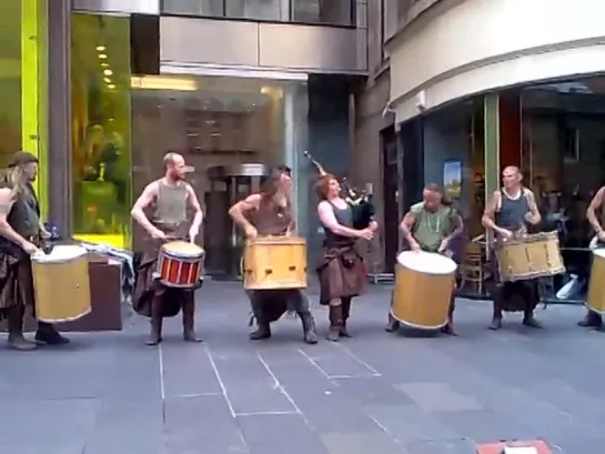 The Gael by Clanadonia - Scottish Drummers & Bagpipers in Glasgow