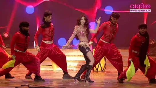 Dancing Queen NORA FATEHI glamorous Performance @ Vanitha Film Awards 2020