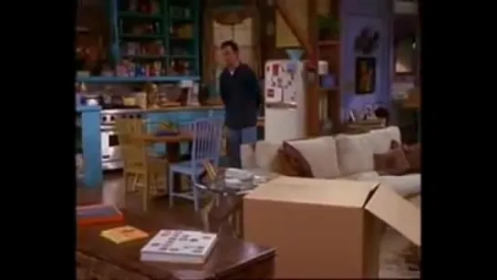 Joey in a Box (Eng)