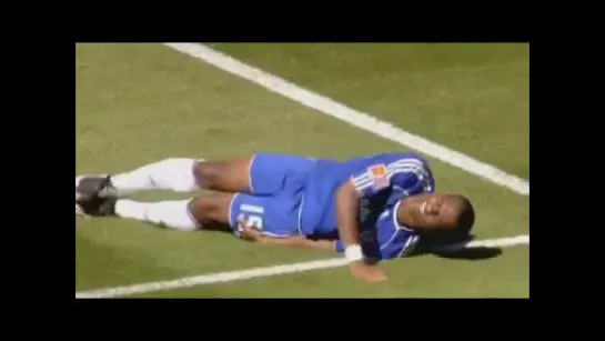 2007 - Florent Malouda scored on his ChelseaFC debut | vk.com/blues_news