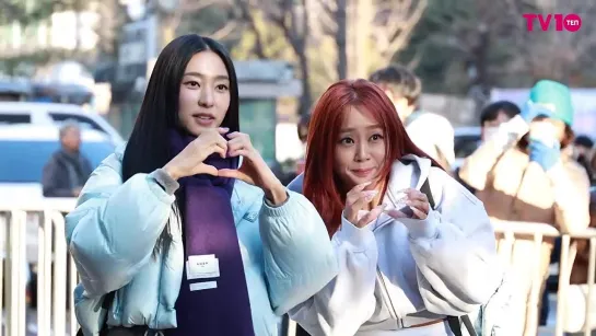 [PAPARAZZI] 240119 HYOLYN & BORA @ on the way to Music Bank